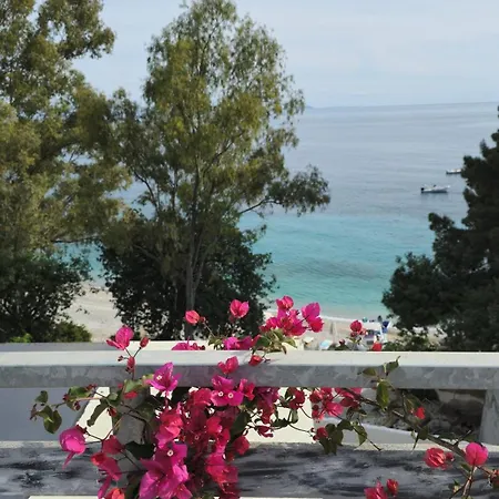 Azure Sea View Apartman